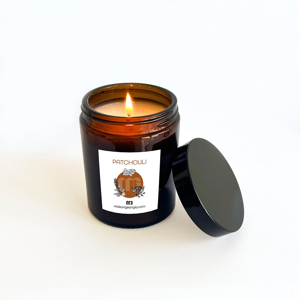 Maison Georgia - Bougie Pommadier Allumée - Patchouli